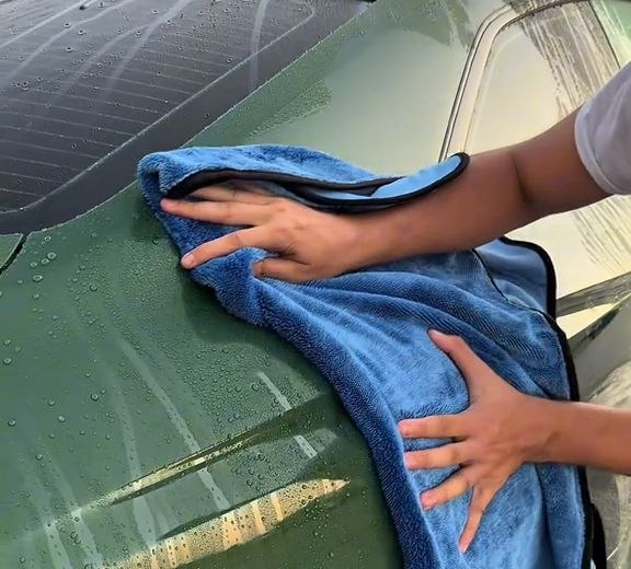منشفة مايكروفايبر فائقة الإمتصاص  60*70 سم